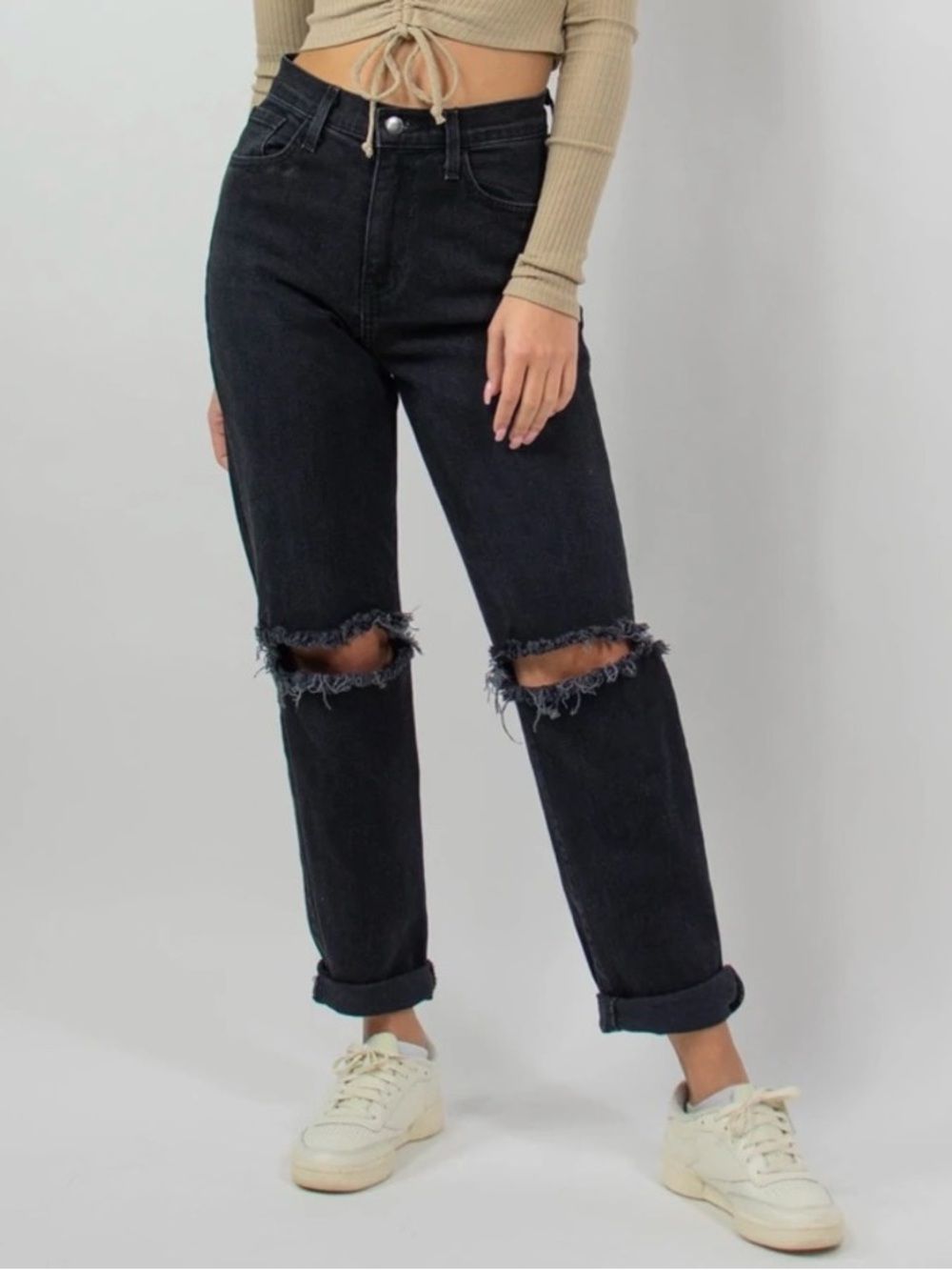 Women's Black Distressed Boyfriend Jeans - Casual High-Rise